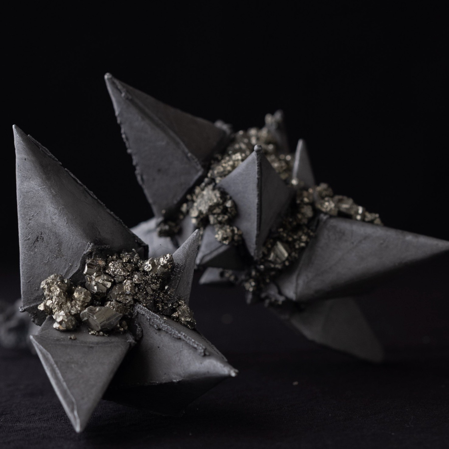The Weight of Glimmer